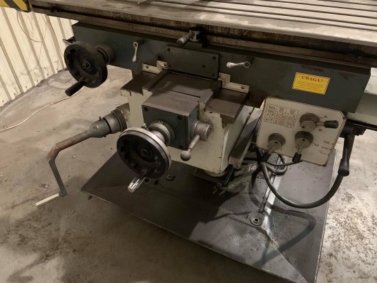 Frezarka XW 5032C.